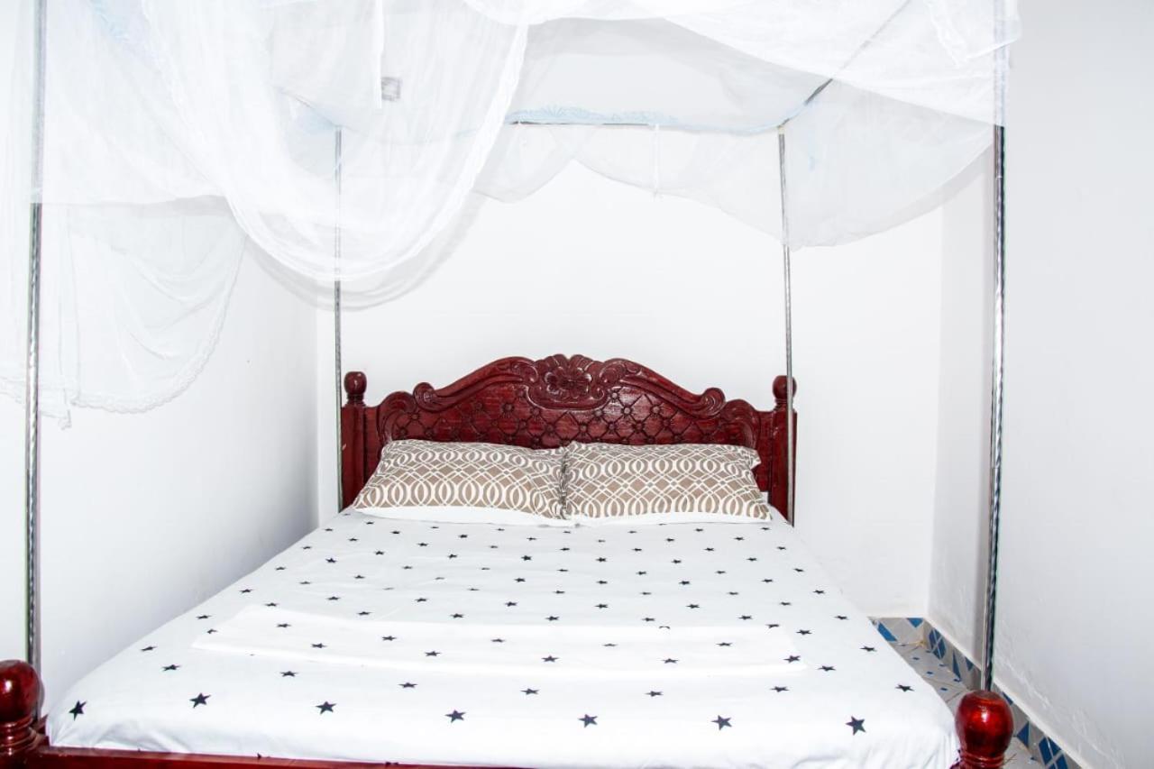 Southside Apartment Диани Бийч Екстериор снимка